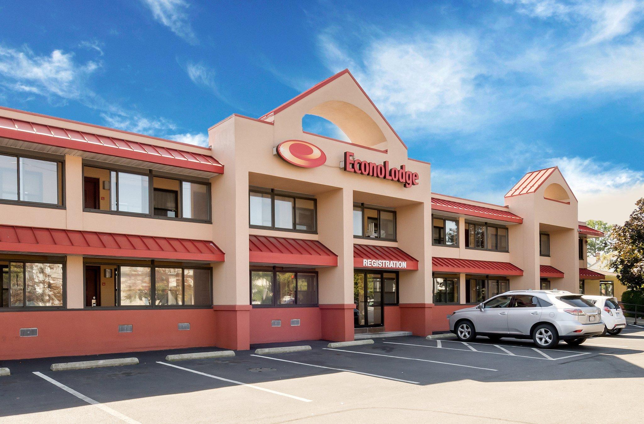 Econo Lodge Boston-Malden Esterno foto