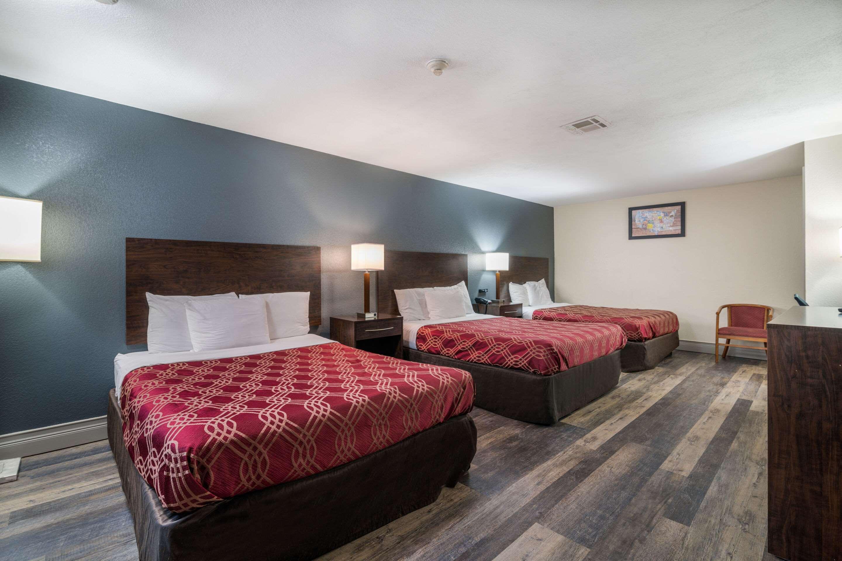 Econo Lodge Boston-Malden Esterno foto