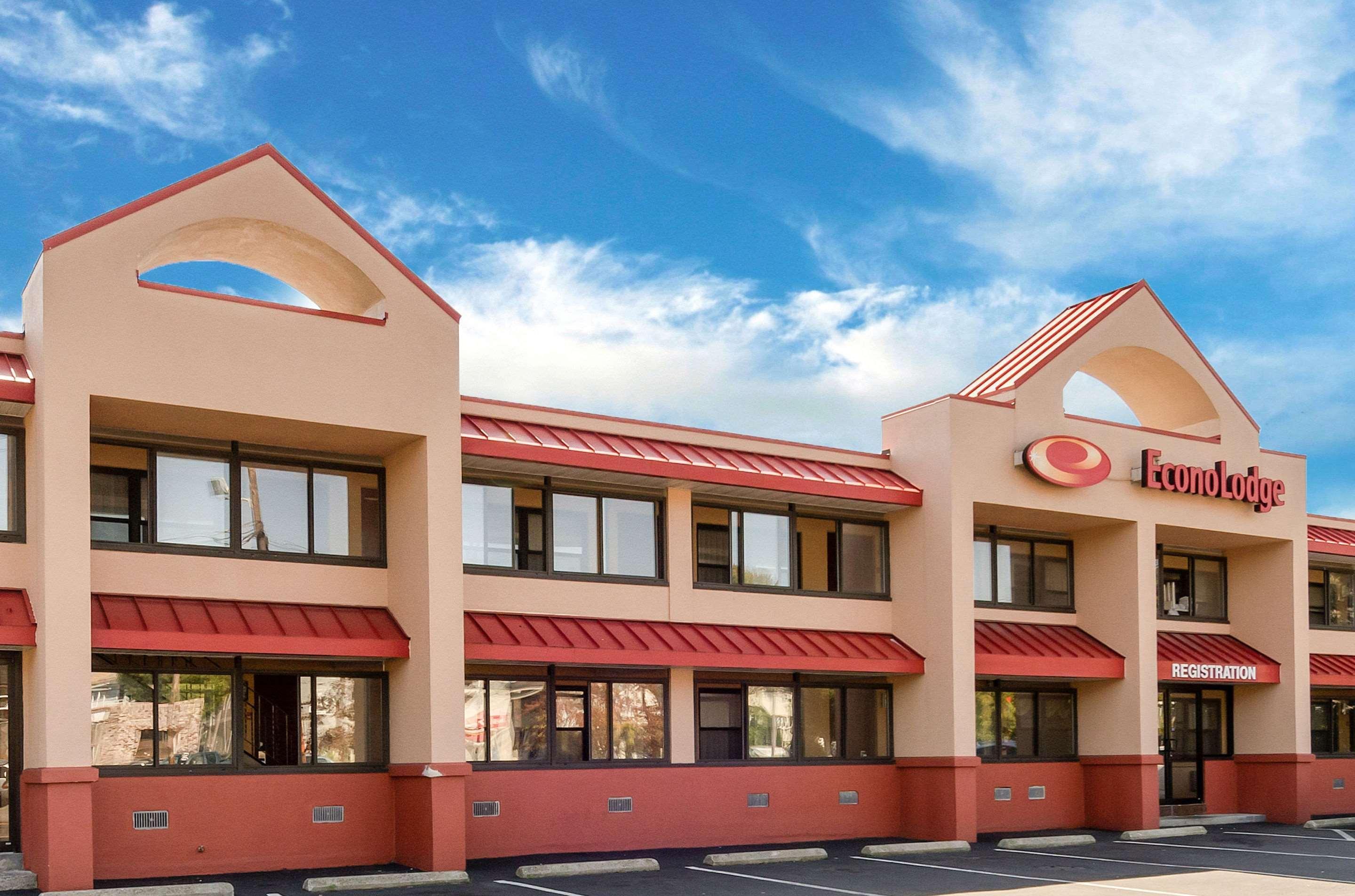 Econo Lodge Boston-Malden Esterno foto