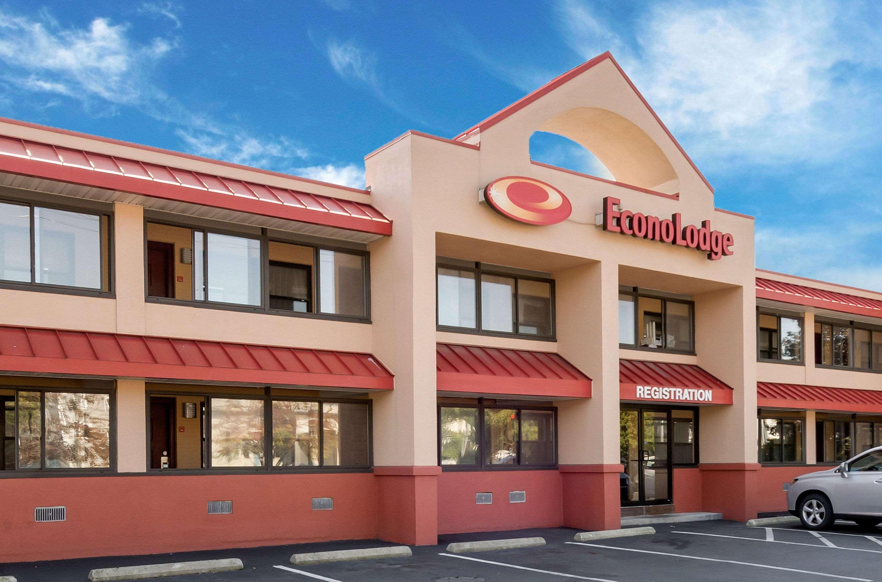 Econo Lodge Boston-Malden Esterno foto